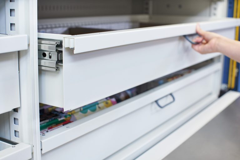 180730115941_warenlager-warenhande